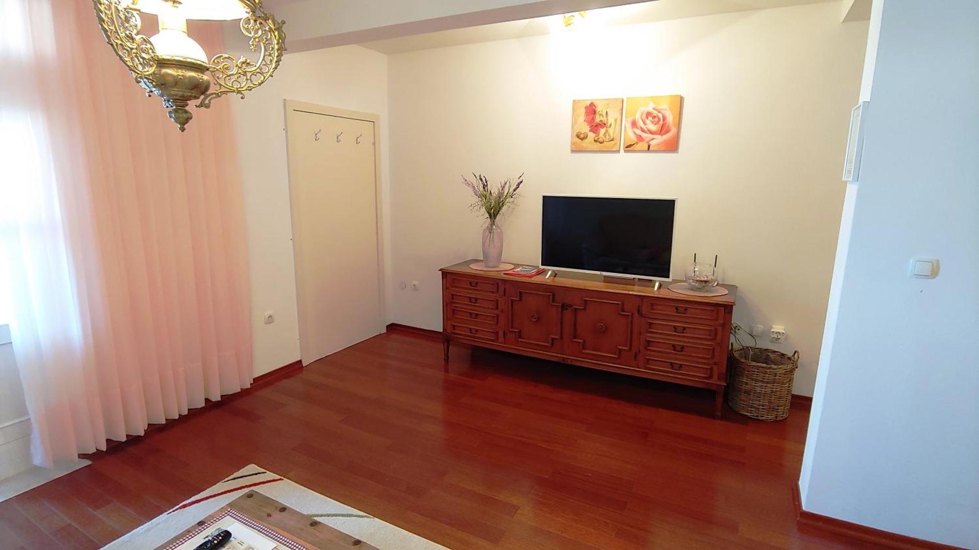 Apartments Fani Kanun Μπολ Εξωτερικό φωτογραφία