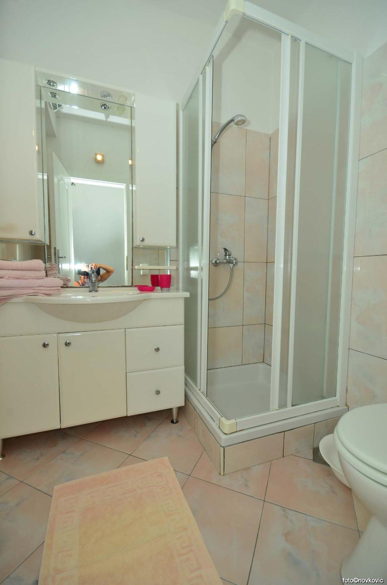 Apartments Fani Kanun Μπολ Εξωτερικό φωτογραφία